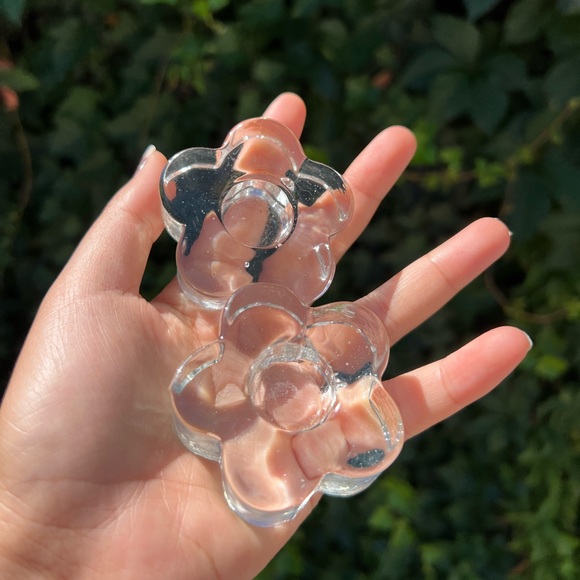 Flower candle stick holders 🌸 - Picture 2 of 5